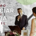 7 pasos para crear un guión emocionante en una ceremonia civil oficiada por amigos