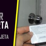 Abrir puertas cerradas truco de la tarjeta ¡descúbrelo ahora!