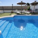 Chalet con piscina en Jaén para alquilar