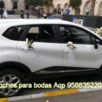 Coches de novia con estilo: ideas para adornarlos y sorprender en tu gran día