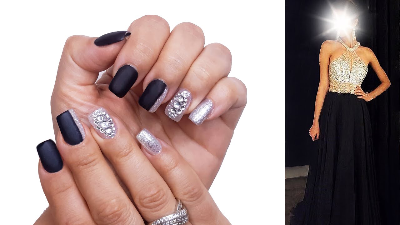 Combinaciones de colores de uñas perfectas para lucir con vestido