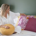Cómo colocar los cojines en una cama matrimonial correctamente