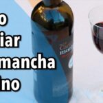 Cómo eliminar manchas de calimocho de la ropa blanca en casa