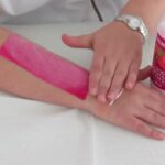 Consejos efectivos para retirar el esparadrapo sin provocar dolor en la piel