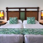Contacta con el confort del Hotel Costa Calero con una simple llamada telefónica