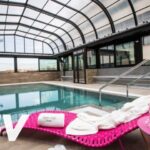 Contacta con el Hotel Luna Granada a través de su teléfono para reservar tu estancia