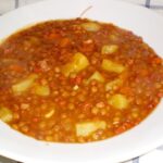 Deliciosas lentejas de bote con chorizo y patatas en 30 minutos