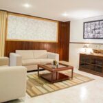 Descubre el encanto de San Lorenzo en el mejor hotel de Santiago