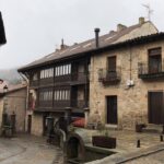 Descubre el encanto del hotel Laguna Negra en Soria, ¡reserva ya!