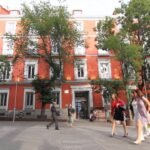 Disfruta de una estancia de lujo en el Petit Palace Santa Bárbara