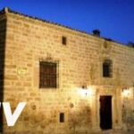 El misterioso Palacio de las Manillas: una joya arquitectónica oculta en el corazón de la ciudad