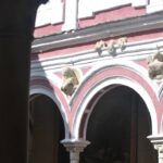Explora la majestuosidad del Palacio de Campo Real en un viaje por la historia y la arquitectura