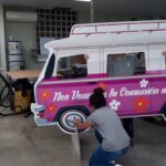 Furgoneta Hippie: Crea el Photocall Perfecto para Tu Fiesta