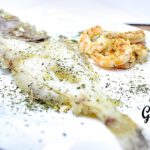 Gallo a la plancha receta fácil con ajo y perejil