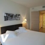 Jardines de Uleta Suites: Un Oasis de Lujo en el Centro de Vitoria