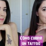 Maquillaje de alta cobertura para cubrir tatuajes sin dejar manchas