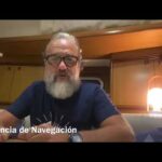 Navegar en barca por la playa ¿Permitido o prohibido?