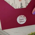 Papel transparente: el toque elegante y romántico para tus invitaciones de boda