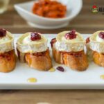 Receta de Canapés de Queso de Cabra y Cebolla Caramelizada